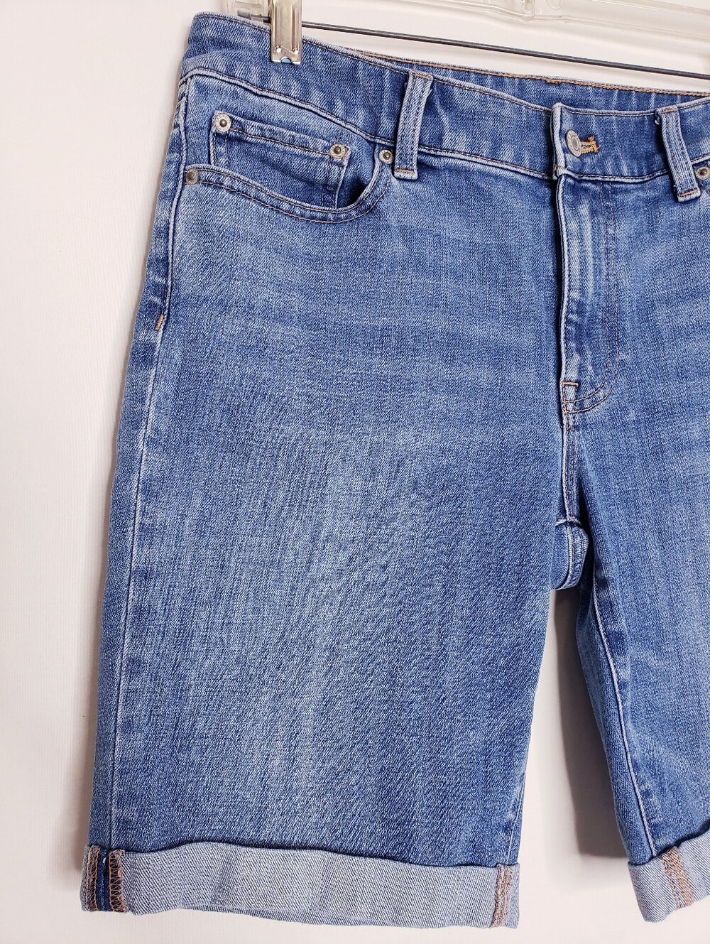 Talbots Flawless Girlfriend Short Stretch Cuffed Denim Jean Shorts Womens Size 6 - Picture 2 of 10
